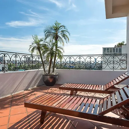 Hanoi E Central Luxury Hotel-3